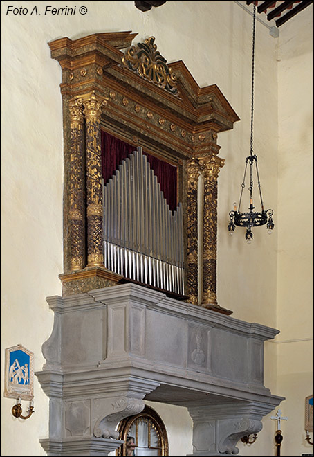 Chiesa di Talla, l'organo