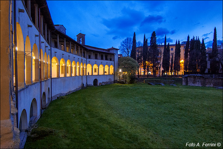 VISTA SERALE DEL MUSEO ARCHEOLOGICO DI AREZZO