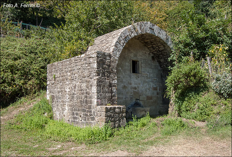 Fonte Vecchia di Pontenano