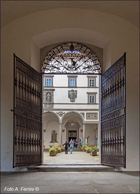 Abbazia di Vallombrosa, ingresso